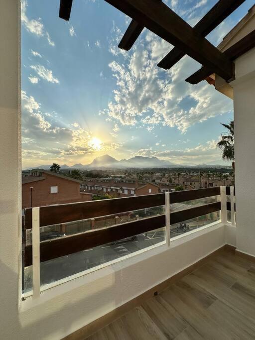 Precioso Apartamento Con Piscina Y Vistas Alicante Exterior photo
